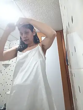 Samantha01 Rosse01 online show from 06/01/26, 01:51