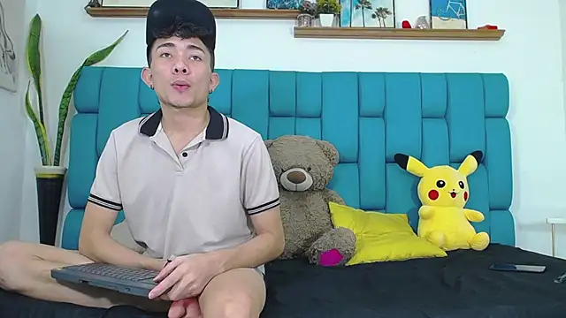 STRANGER BOYS online show from 06/20/26, 11:18