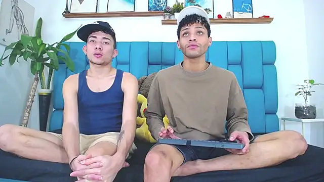 STRANGER BOYS online show from 06/26/26, 11:09