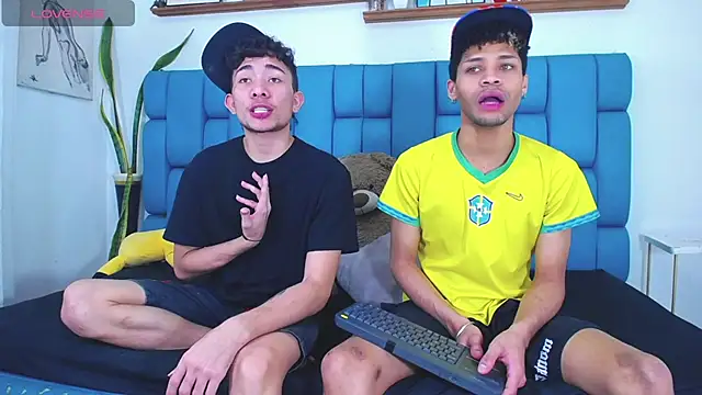 STRANGER BOYS online show from 07/02/26, 11:22