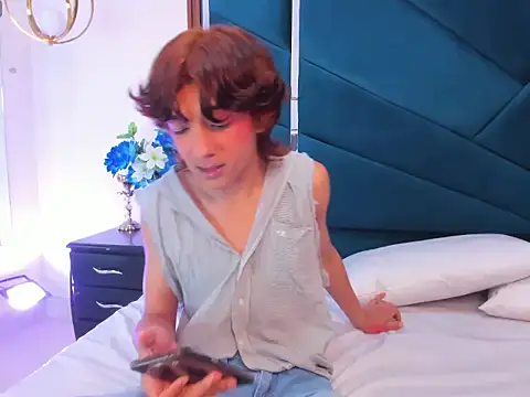 ConnorMontiel online show from 06/15/26, 08:22