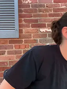 amberhotts2025 online show from 07/25/26, 12:31