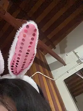 Snapshot of YummyGirl_ chatting on 06/04/26, 01:33 YummyGirl online show from 06/04/26, 01:33