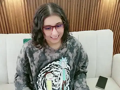 Snapshot of feelena_mysoull chatting on 06/01/26, 02:30 feelena mysoull online show from 06/01/26, 02:30