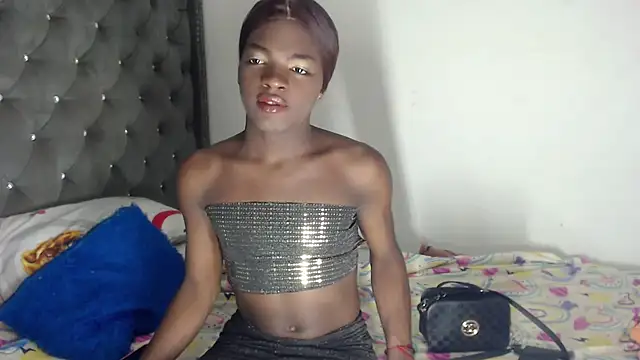 kenia nihiara online show from 07/14/26, 03:29