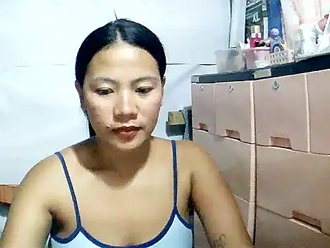 spicy2000  online show from 06/05/26, 08:20