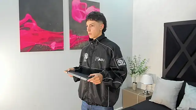 Gian Rossi online show from 06/20/26, 11:13