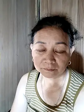 Snapshot of Orio-baby chatting on 06/07/26, 07:34 Orio-baby online show from 06/07/26, 07:34