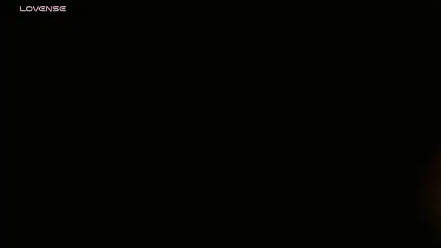 Snapshot of xsofiacastro chatting on 06/02/26, 02:24 xsofiacastro online show from 06/02/26, 02:24