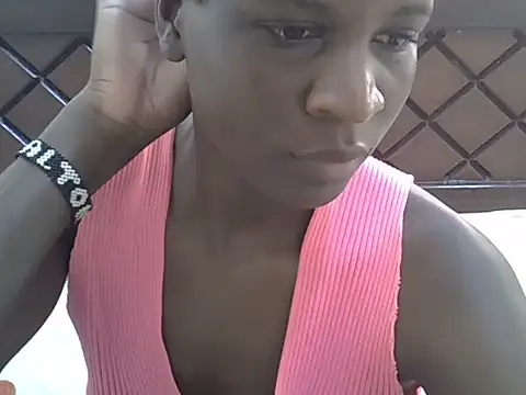 Snapshot of Sexxy_tania2 chatting on 06/08/26, 08:04 Sexxy tania2 online show from 06/08/26, 08:04