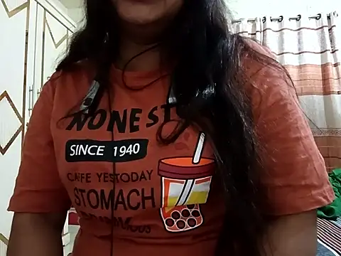 Snapshot of Neha-71 chatting on 06/09/26, 10:21 Neha-71 online show from 06/09/26, 10:21