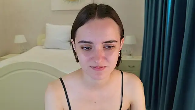 Daisy Heart online show from 07/25/26, 04:21