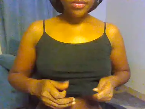 Snapshot of DivineDollx chatting on 06/08/26, 09:59 DivineDollx online show from 06/08/26, 09:59