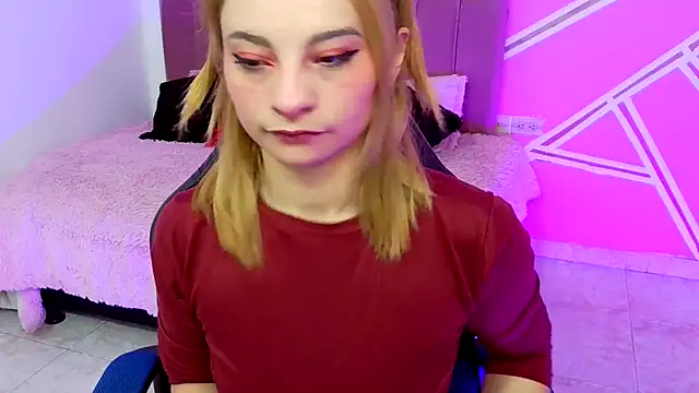 Snapshot of Barbie__sweet chatting on 06/02/26, 01:02 Barbie sweet online show from 06/02/26, 01:02