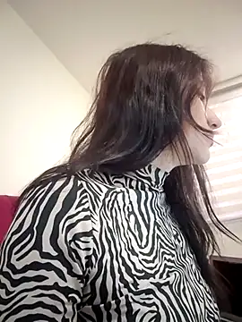 alynnafem online show from 07/15/26, 11:10