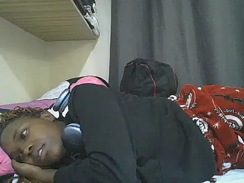 sexylittleprincess1 online show from 06/11/26, 08:29