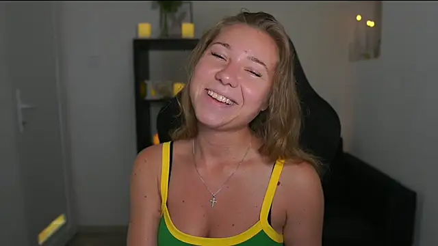 VivienVance online show from 07/04/26, 06:36