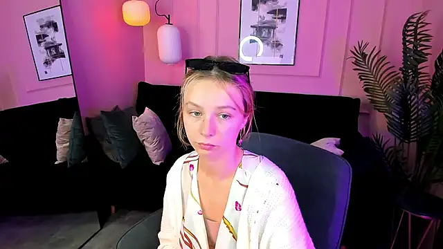 ivy blare online show from 06/09/26, 02:06