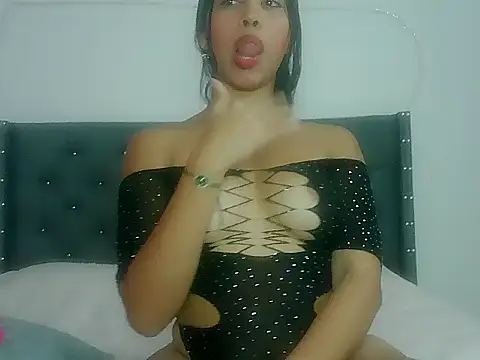miaacook online show from 06/17/26, 11:27