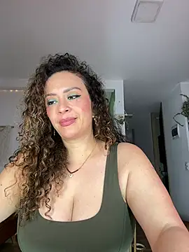 BellaNovaLove online show from 07/08/26, 10:47