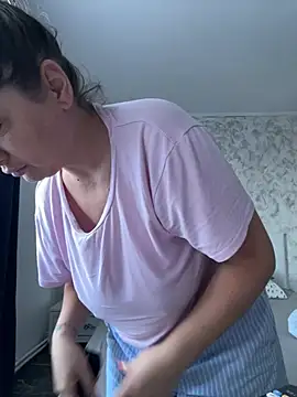 evaxxxcurvyxxx online show from 07/13/26, 05:43
