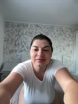 evaxxxcurvyxxx online show from 07/23/26, 06:33