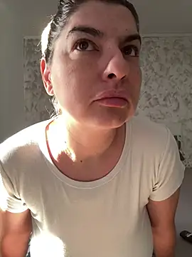 evaxxxcurvyxxx online show from 07/28/26, 02:35