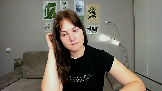 Snapshot of AliciaCollinss chatting on 06/08/26, 12:27 AliciaCollinss online show from 06/08/26, 12:27