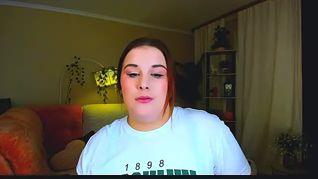 OliviaTwens online show from 06/03/26, 03:09