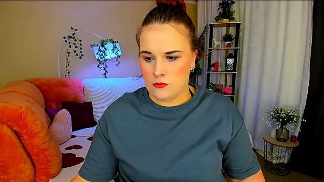 OliviaTwens online show from 06/05/26, 03:13