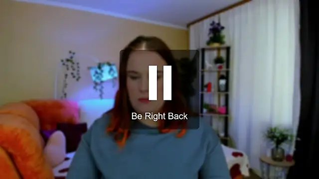 OliviaTwens online show from 06/05/26, 07:03
