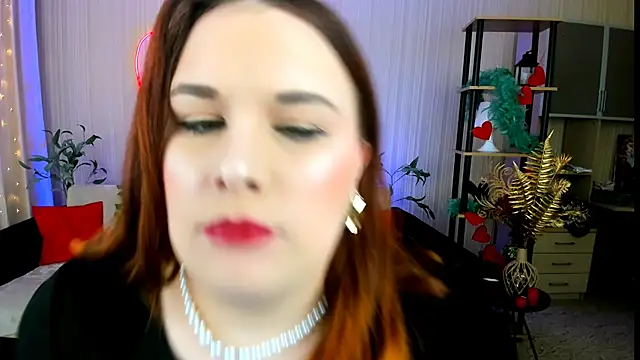 OliviaTwens online show from 06/12/26, 09:08