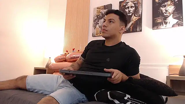 Diego salvatore online show from 07/04/26, 07:42