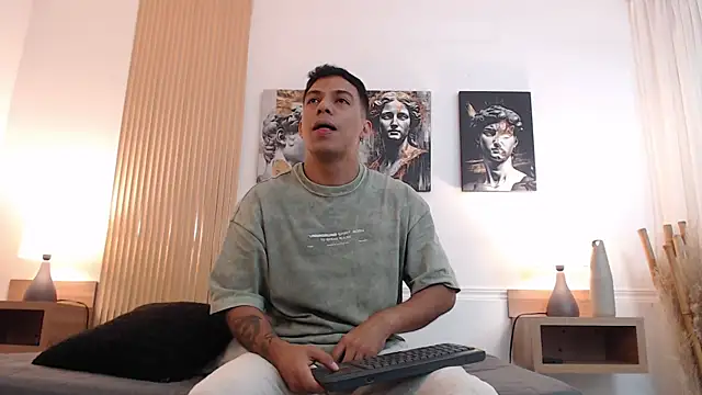 Diego salvatore online show from 07/21/26, 02:41