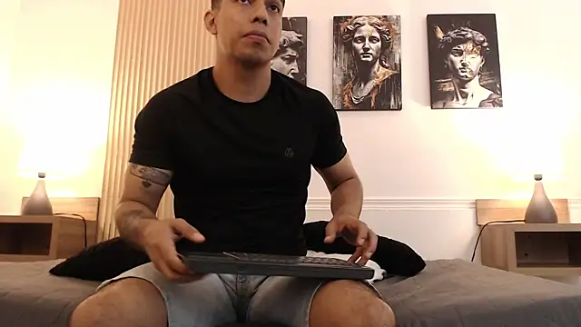 Diego salvatore online show from 07/25/26, 07:44