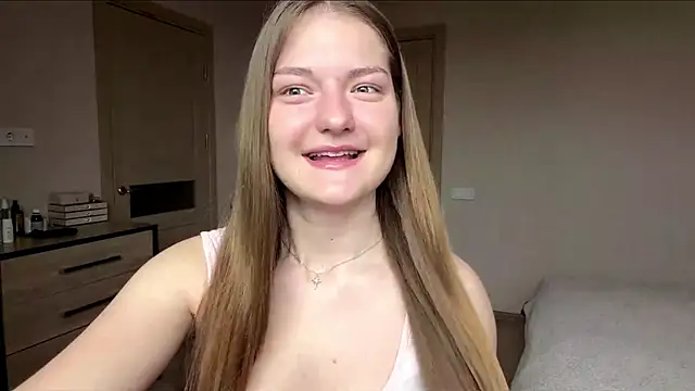 lizzzanatooo online show from 05/31/26, 07:37