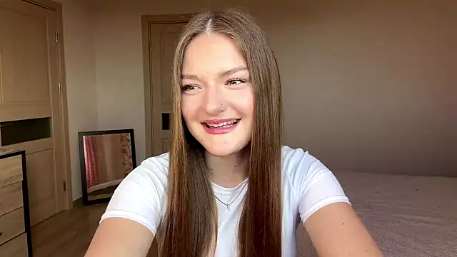 lizzzanatooo online show from 06/13/26, 02:59