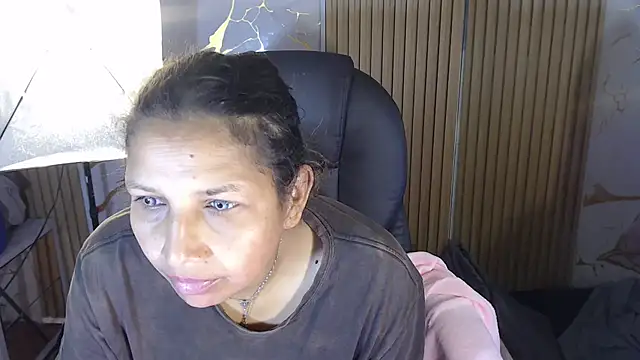 Danna Sg online show from 07/15/26, 06:40