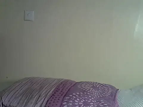 Snapshot of lusher_00 chatting on 05/31/26, 03:41 lusher 00 online show from 05/31/26, 03:41