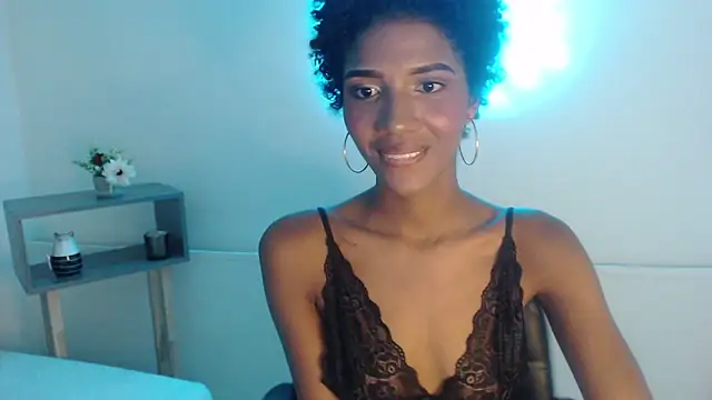 Snapshot of AlissonSmal chatting on 06/12/26, 11:14 AlissonSmal online show from 06/12/26, 11:14