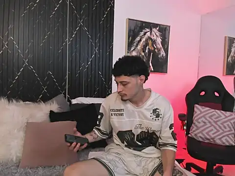 Alexlux1 online show from 06/11/26, 11:14