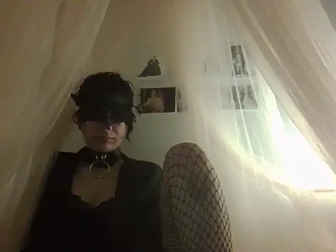 Nyx Nuit online show from 06/12/26, 11:25