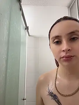 Sophia LuxxX online show from 06/05/26, 05:29