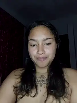 Snapshot of Evangeline_Salas chatting on 06/11/26, 02:53 Evangeline Salas online show from 06/11/26, 02:53