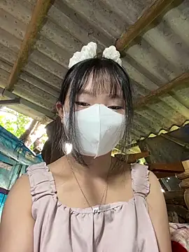 Snapshot of BabyLyly20 chatting on 06/03/26, 12:57 BabyLyly20 online show from 06/03/26, 12:57
