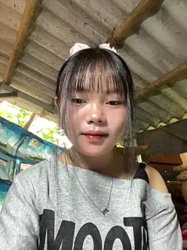 Snapshot of BabyLyly20 chatting on 06/07/26, 12:26 BabyLyly20 online show from 06/07/26, 12:26