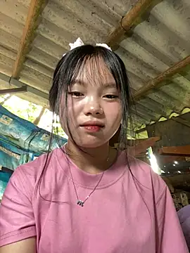 Snapshot of BabyLyly20 chatting on 06/08/26, 01:28 BabyLyly20 online show from 06/08/26, 01:28