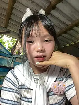 Snapshot of BabyLyly20 chatting on 06/10/26, 01:28 BabyLyly20 online show from 06/10/26, 01:28