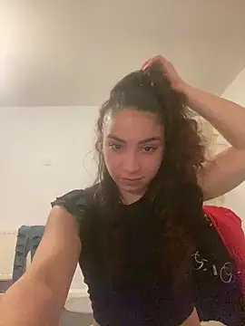 naomiiii55 online show from 06/05/26, 12:06