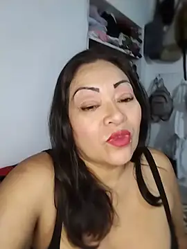 Snapshot of Khatty_Sex chatting on 06/11/26, 03:26 Khatty Sex online show from 06/11/26, 03:26
